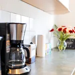 Grosse Mit Balkon, Waschmaschine Und Smart Tv *