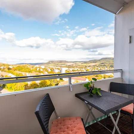 Apartment Phänomenaler Blick über - Mit Balkon Und Netflix *
