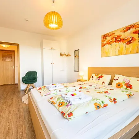 Apartmán Grosse Mit Balkon, Waschmaschine Und Smart Tv Jena